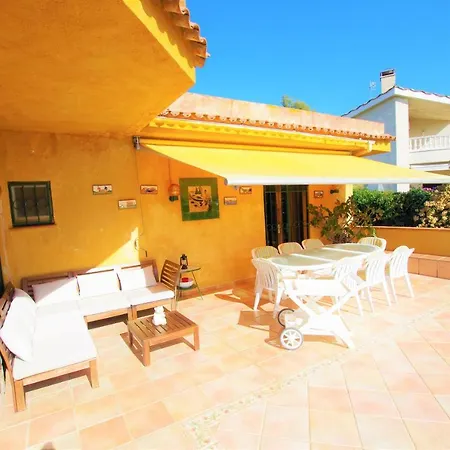 V&v Lloret - Elsa: Luxurious 10-person With Dual Pools And Lush Garden Villa *