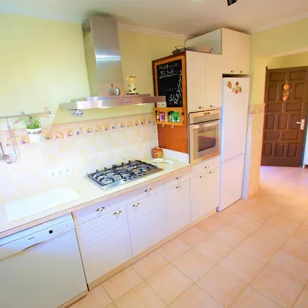 V&v Lloret - Elsa: Luxurious 10-person With Dual Pools And Lush Garden Villa *