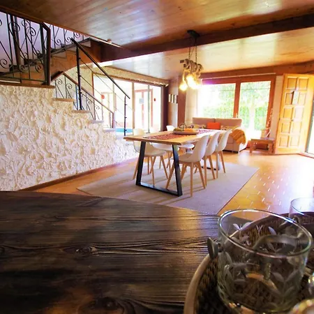 Villa V&v Lloret - Elsa: Luxurious 10-person With Dual Pools And Lush Garden *