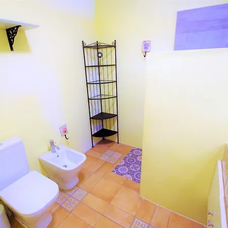 V&v Lloret - Elsa: Luxurious 10-person With Dual Pools And Lush Garden